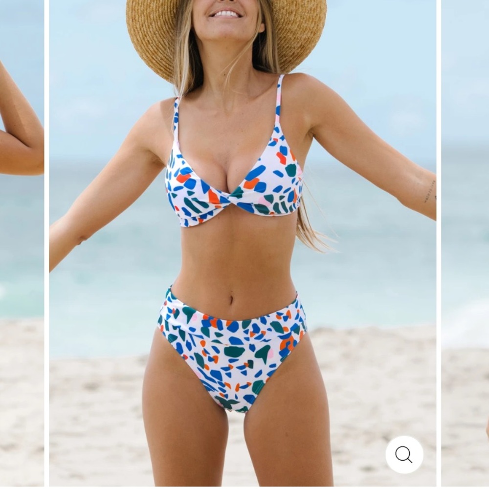 NWT Really cute printed high waisted bikini set